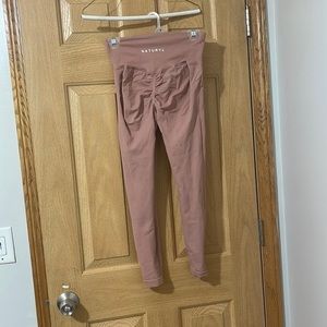 NATURYL By Niykee Heaton Leggings